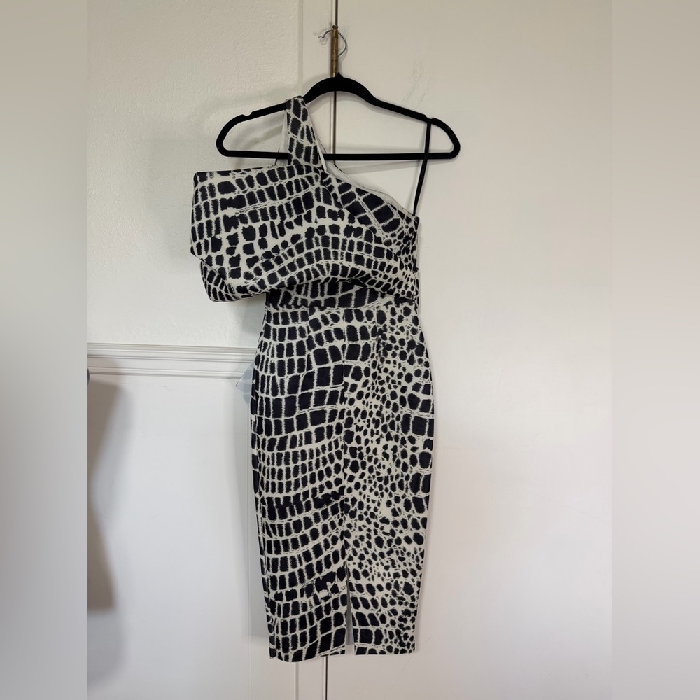 ASOS DESIGN Ribbed off-the-shoulder midi sheath dress  snake print size 2 - Picture 7 of 11
